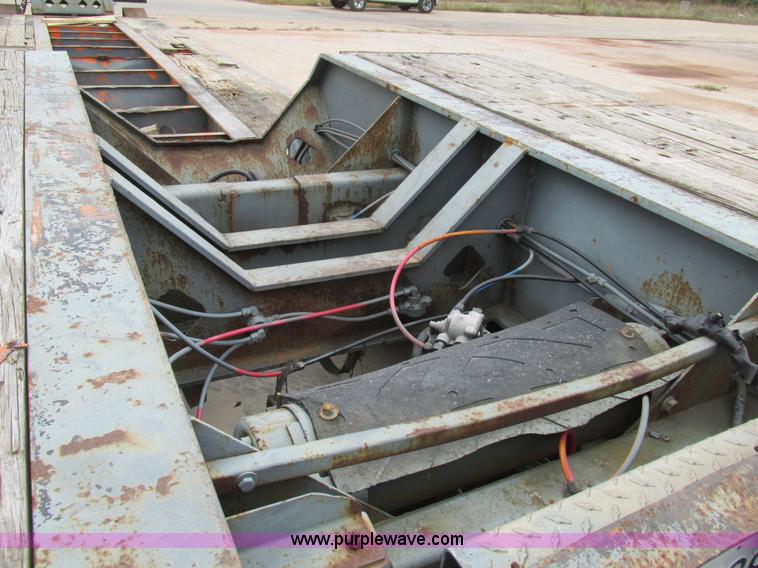 image for item BS9953 1991 Pratt DD/442T lowboy equipment trailer