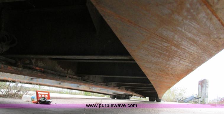 image for item BS9953 1991 Pratt DD/442T lowboy equipment trailer