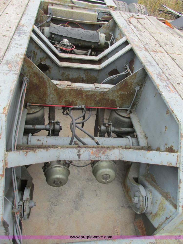 image for item BS9953 1991 Pratt DD/442T lowboy equipment trailer