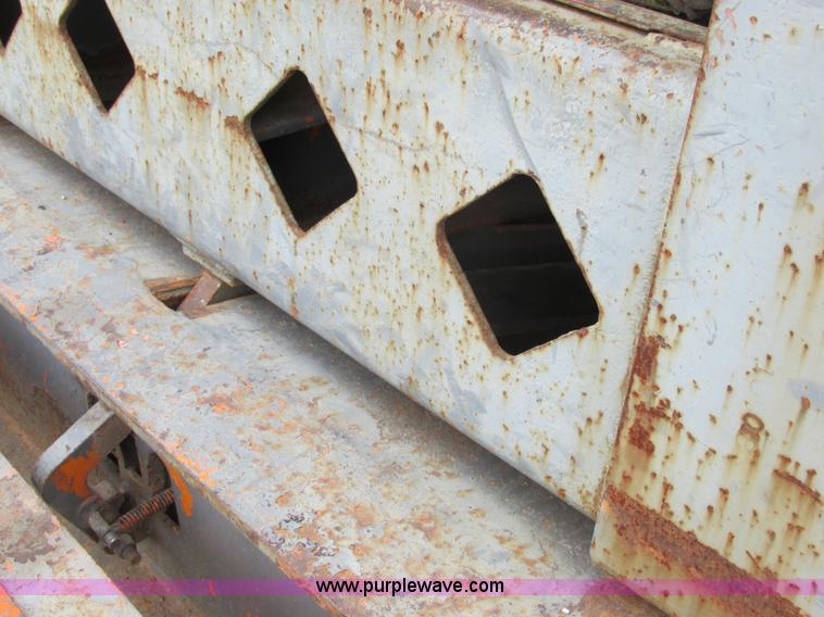 image for item BS9953 1991 Pratt DD/442T lowboy equipment trailer