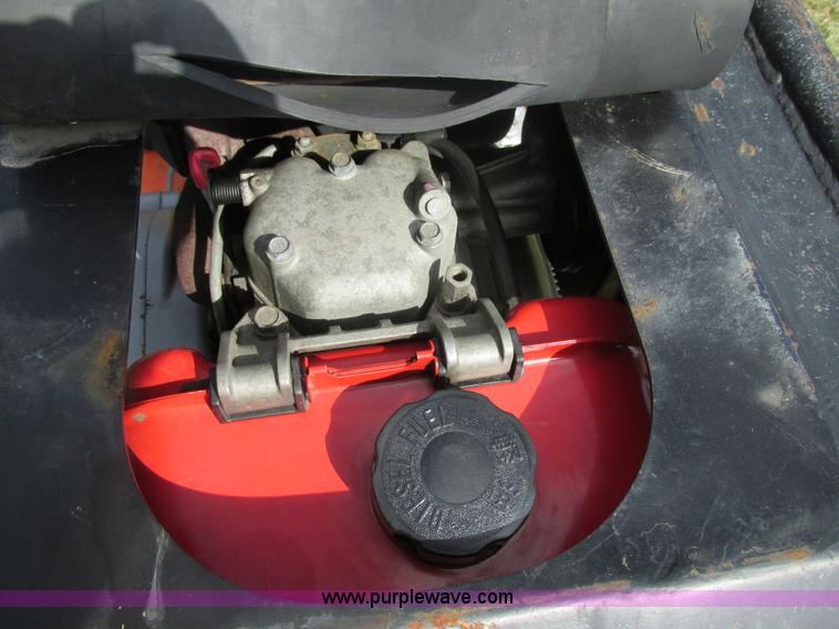 image for item BS9988 Mikasa vibratory plate compactor