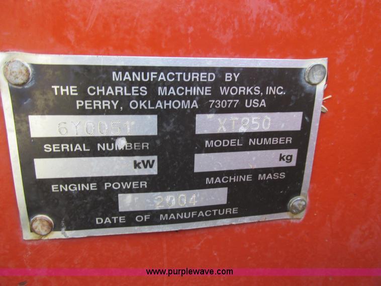 image for item BS9990 2004 Ditch Witch XT850 tool carrier