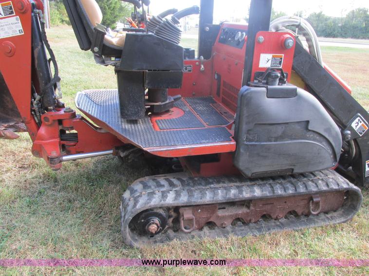 image for item BS9990 2004 Ditch Witch XT850 tool carrier