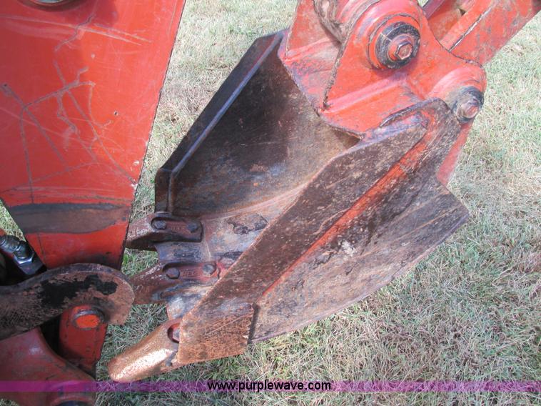 image for item BS9990 2004 Ditch Witch XT850 tool carrier