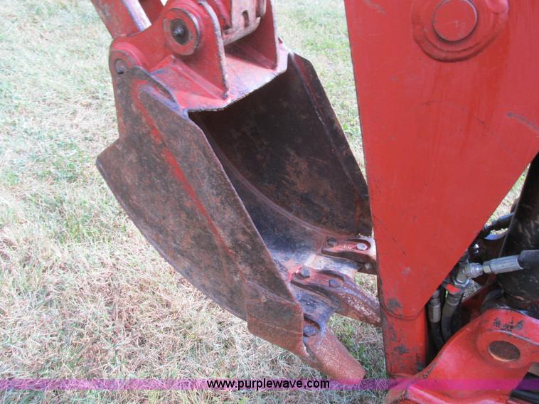 image for item BS9990 2004 Ditch Witch XT850 tool carrier