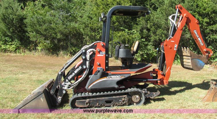 image for item BS9991 2007 Ditch Witch XT1600 tool carrier