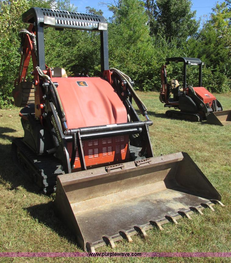 image for item BS9991 2007 Ditch Witch XT1600 tool carrier