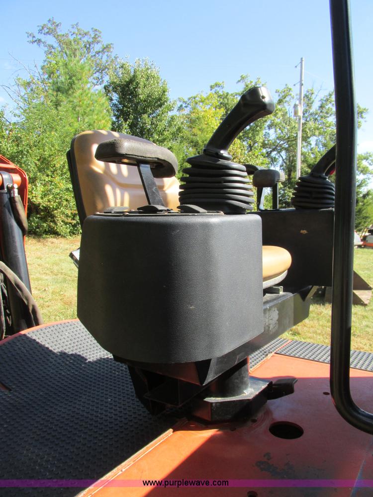 image for item BS9991 2007 Ditch Witch XT1600 tool carrier