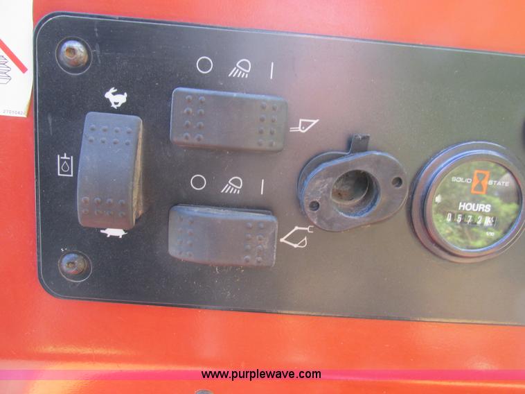 image for item BS9991 2007 Ditch Witch XT1600 tool carrier