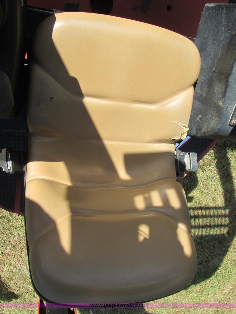 image for item BS9991 2007 Ditch Witch XT1600 tool carrier