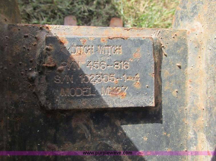 image for item BS9991 2007 Ditch Witch XT1600 tool carrier