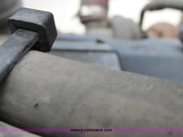 image for item BS9996 1996 Mack CH613SFA semi truck