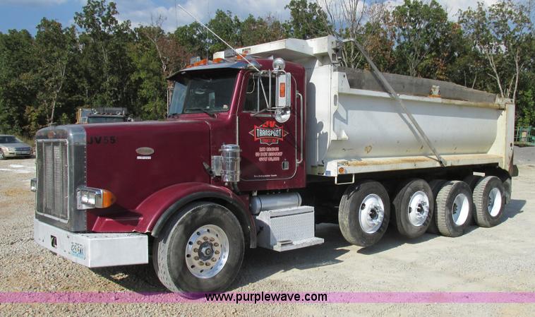 image for item BS9997 2000 Peterbilt 357 dump truck