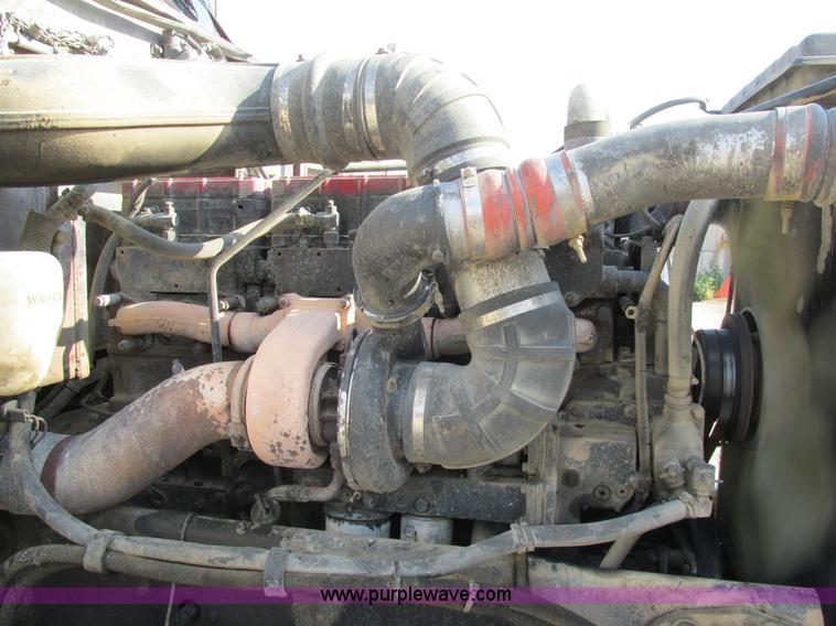 image for item BS9997 2000 Peterbilt 357 dump truck