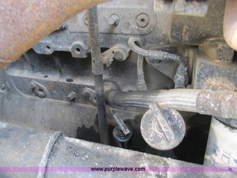 image for item BS9997 2000 Peterbilt 357 dump truck