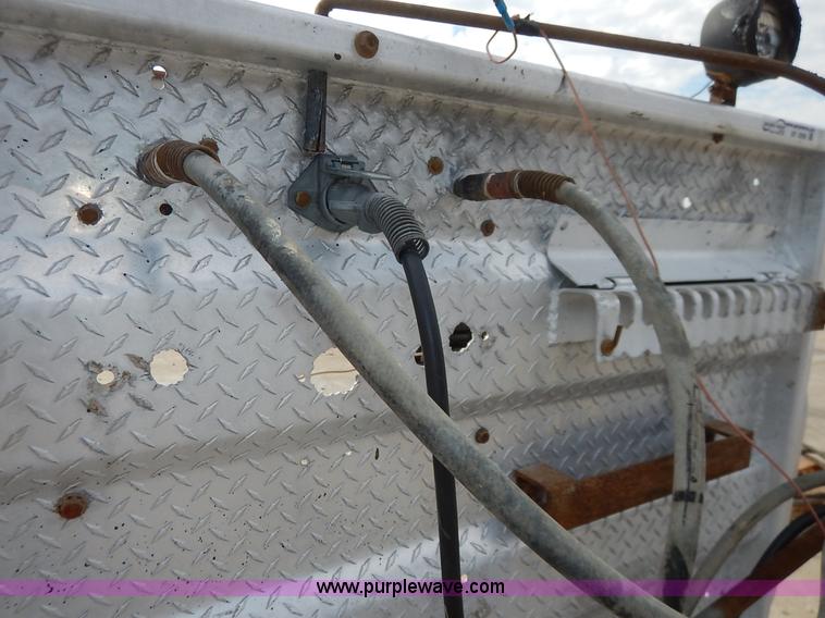 image for item BT9595 Assorted truck accessories