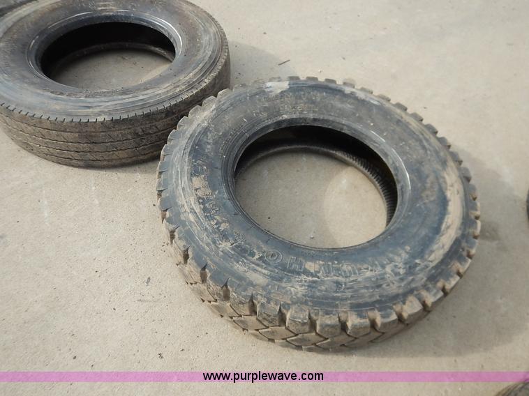 image for item BT9602 (7) truck tires