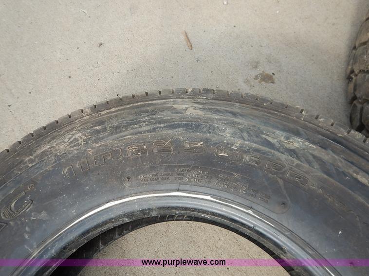 image for item BT9602 (7) truck tires