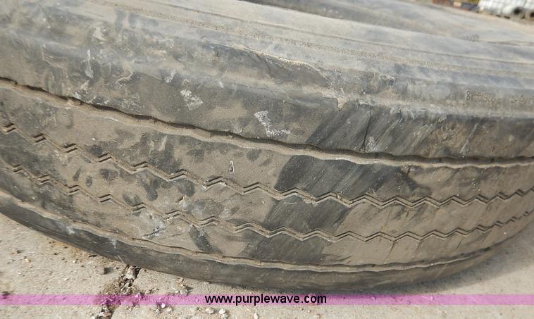 image for item BT9602 (7) truck tires
