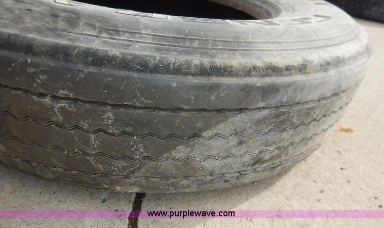 image for item BT9602 (7) truck tires