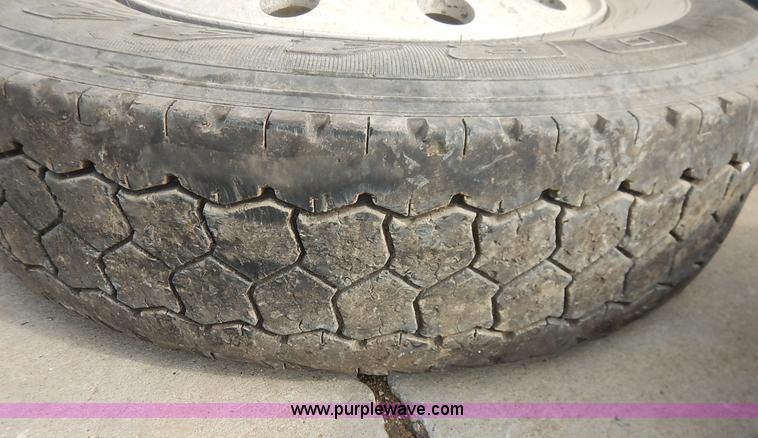 image for item BT9602 (7) truck tires