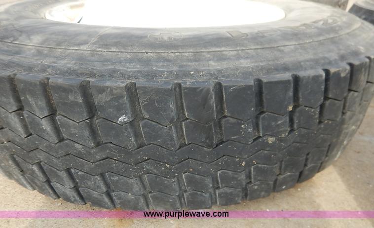 image for item BT9602 (7) truck tires