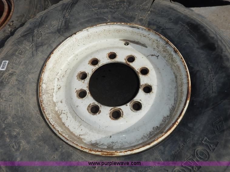 image for item BT9602 (7) truck tires