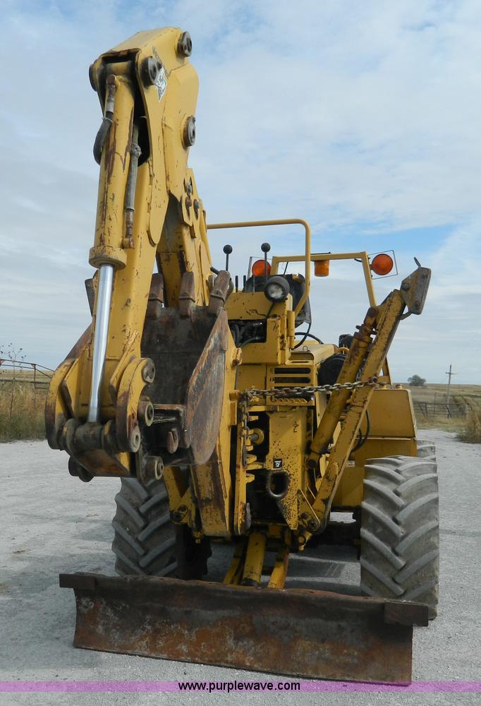 image for item BT9881 1997 Vermeer V5800 trencher