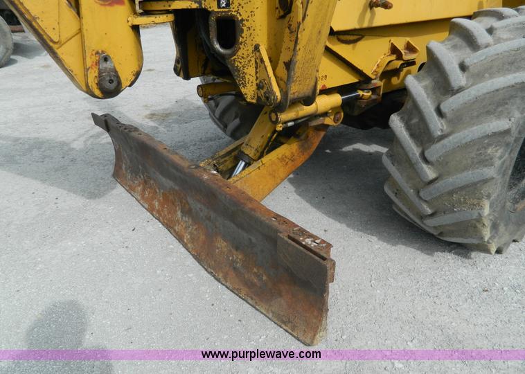 image for item BT9881 1997 Vermeer V5800 trencher