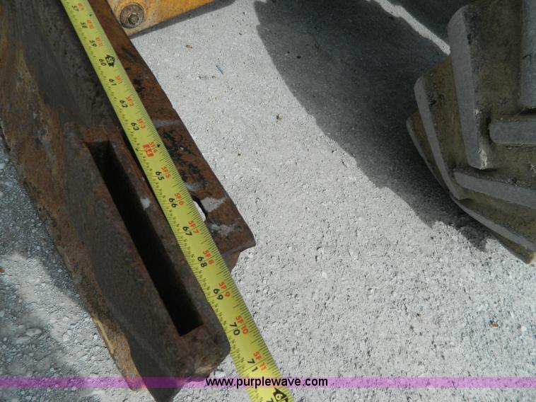 image for item BT9881 1997 Vermeer V5800 trencher