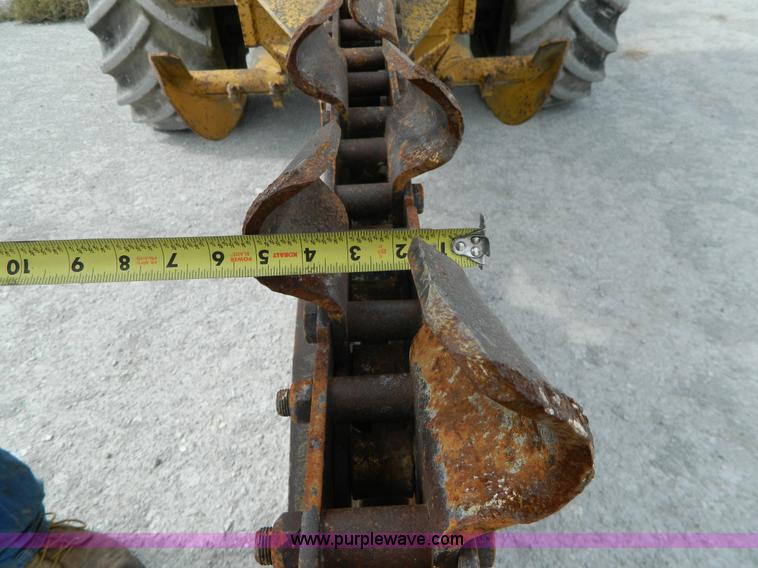 image for item BT9881 1997 Vermeer V5800 trencher