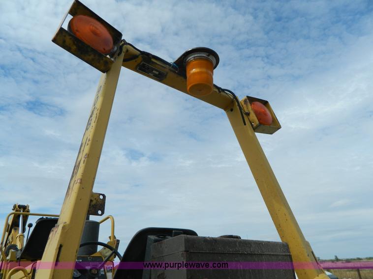 image for item BT9881 1997 Vermeer V5800 trencher