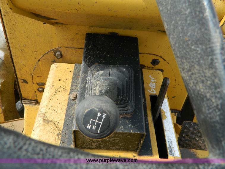 image for item BT9881 1997 Vermeer V5800 trencher