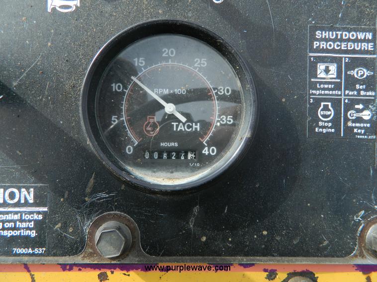 image for item BT9881 1997 Vermeer V5800 trencher