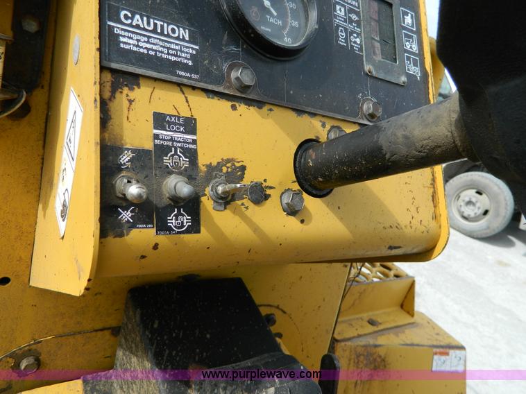 image for item BT9881 1997 Vermeer V5800 trencher