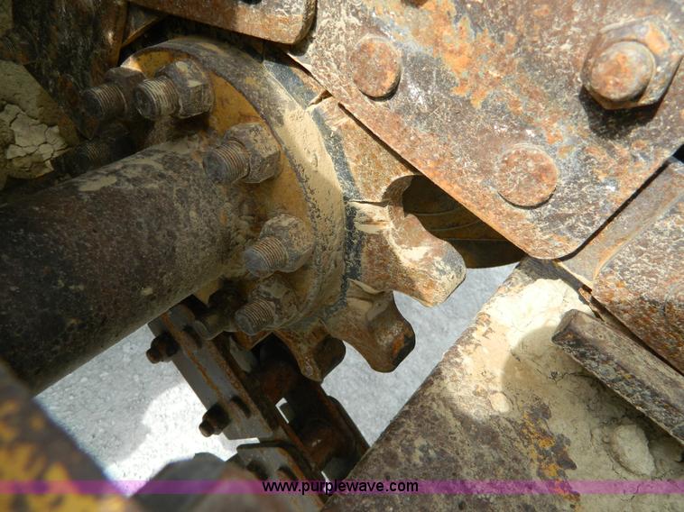 image for item BT9881 1997 Vermeer V5800 trencher