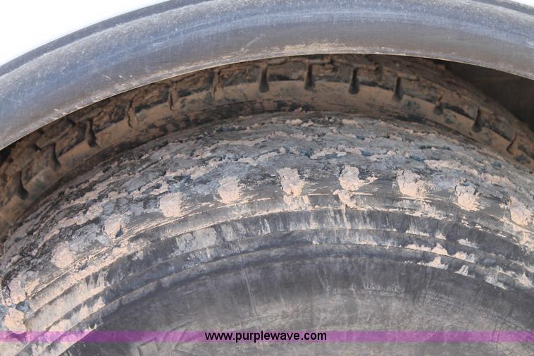 image for item J1457 2008 International DuraStar 4400 digger derrick truck