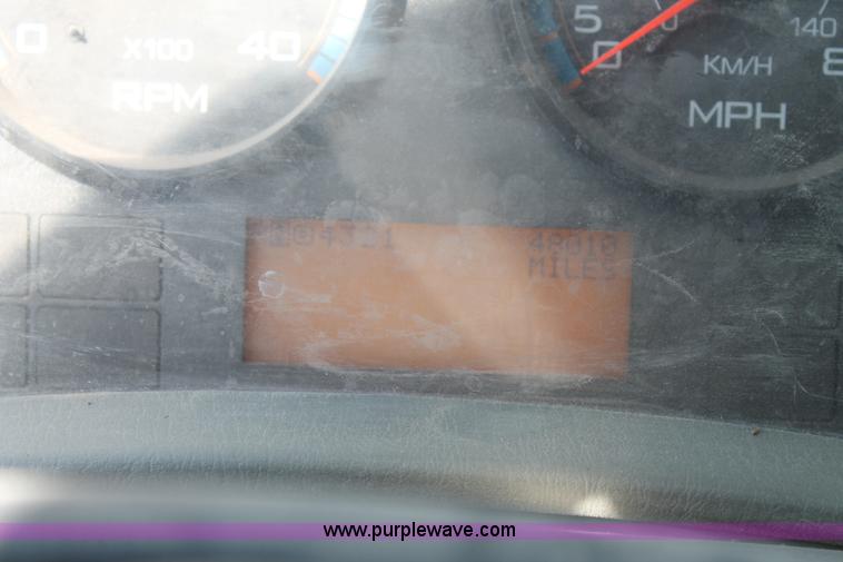 image for item J1457 2008 International DuraStar 4400 digger derrick truck