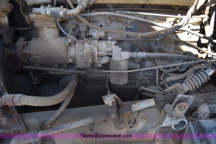 image for item J7075 1985 Ford 9000 pump truck