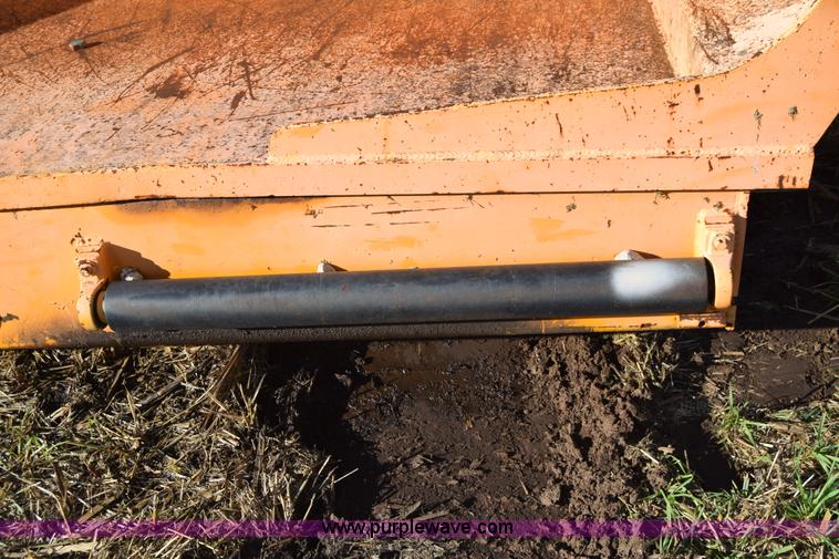 image for item J7852 Neal DM3000 paving machine