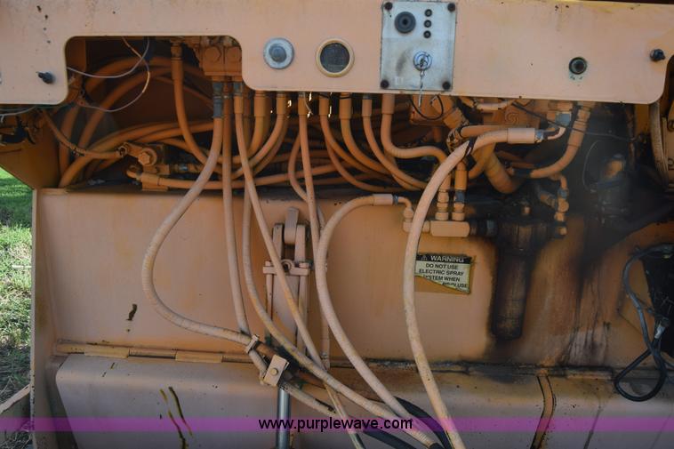 image for item J7852 Neal DM3000 paving machine