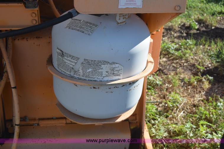 image for item J7852 Neal DM3000 paving machine