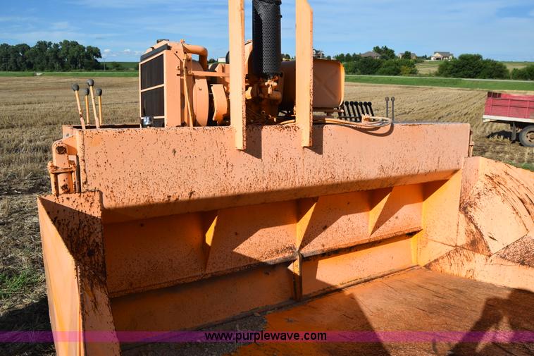 image for item J7852 Neal DM3000 paving machine