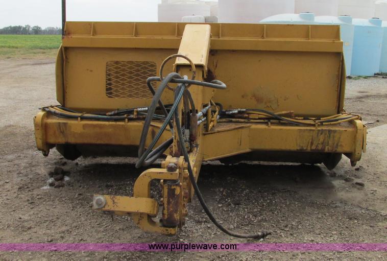 image for item J8718 2001 Ceepco pull scraper