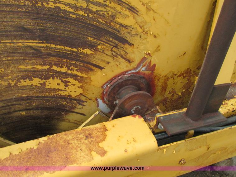 image for item J8718 2001 Ceepco pull scraper