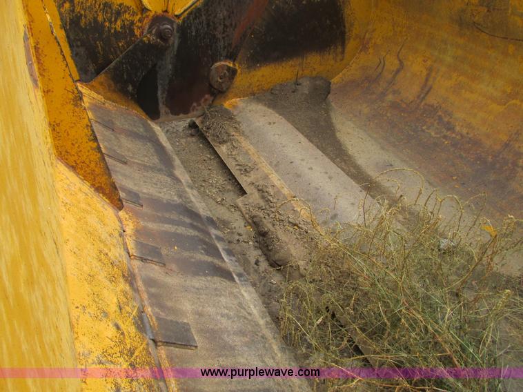 image for item J8718 2001 Ceepco pull scraper