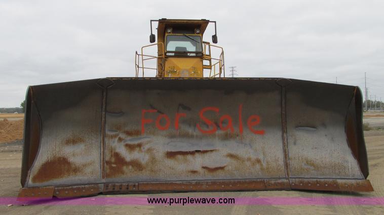 image for item J8725 1979 Clark Michigan 380 dozer