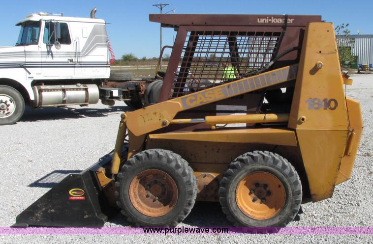 image for item J8727 1994 Case 1840 skid steer