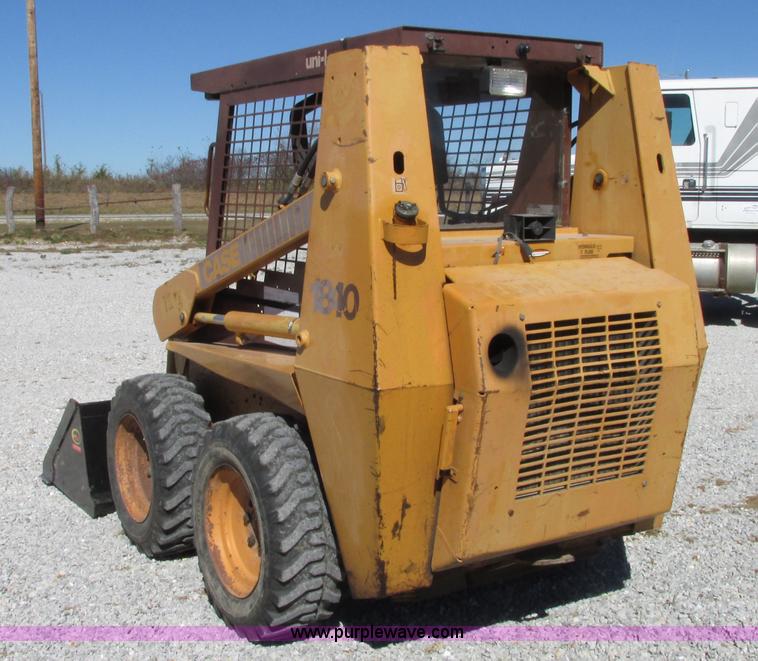 image for item J8727 1994 Case 1840 skid steer