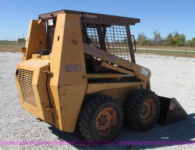 image for item J8727 1994 Case 1840 skid steer